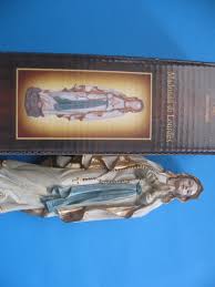 Figurka Matki Bożej z Lourds-20 cm - Dewocjonalia sklep - Nazaet