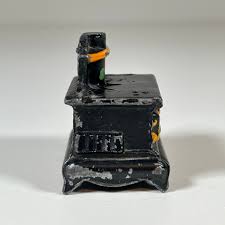 Vintage 1960s Diecast Stove Pepper Shaker Hand Painted ...