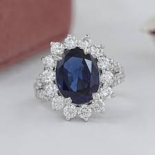 Oval Sapphire Halo Ring: Lab Grown Diamond, 14K Gold Split ...