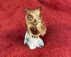 Small Vintage Ceramic Bisque Owl Figurine on Tree Stump 2 ...