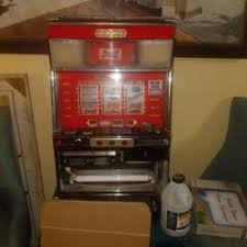 "Budweiser" SLOT MACHINE !!!! Still Here for Sale in Long Beach, CA - OfferUp