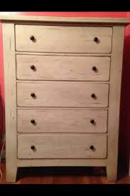 Broyhill Attic Heirlooms Chest of Drawers in Whitewash Color ❤️