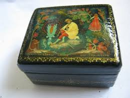 Signed Parushkina Russian Lacquer 2.25" Box "Stone Flower ...