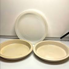 Tupperware | Kitchen | Set Of Two Tupperware Ultra Quiche ...