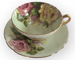 Vintage Hutschenreuther Selb Bavaria Cabbage Rose Tea Cup and Saucer. @bendiscollectibles - Etsy