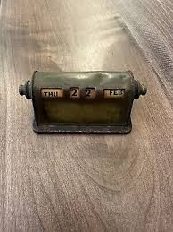 Vintage Perpetual Metal Desk Calendar | eBay