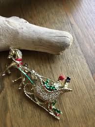 Christmas Holiday Brooch Sleigh Ride Textured Gold Tone ...