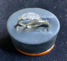 Beautiful 14kt White Gold & 1.25cttw Diamond Double Ring ...