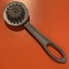 Vintage ATECO Aluminum Pie Crust Edge Crimper & Cutter Tool ...