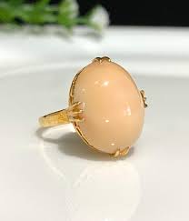 Vintage 18K Solid Yellow Gold Angel Skin Coral Claw Ring ...
