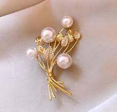 Luxury High-End Women's Flash Diamond Wheat Pearl Brooch Wedding Suit Accessories Alloy Corsage Coat Pin Design Niche Fashion| Alibaba.com