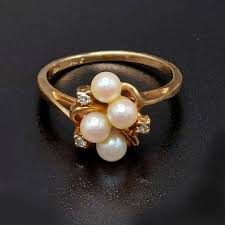 Pearl & Diamond Ring | 10K Gold, 6 pts., 4mm Pearls: ashlandwatches.com