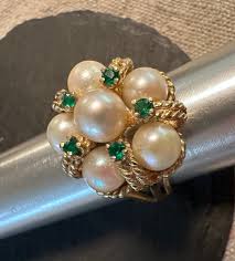 14K Ring Vintage Large Intriguing Cultured Lustrous White Pearls With Smaller Emerald Green Accent Stones Size 10 - Etsy