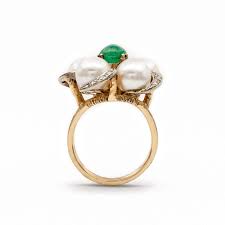 Vintage_emerald_cabochon_akoya_pearl__diamond_ring_4_800x.jpg?v=1608149209
