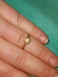 Sweet 10K Yellow Gold Creamy Bright White Pearl Solitaire ...