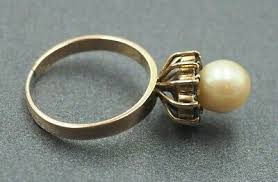 Womens 9ct Yellow Gold Culuted Pearl & Sapphire Cluster Ring ...