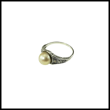 14 Karat White Gold Pearl and Diamond Ring #19917. For Sale at Ruby Lane