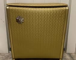 Vintage Clear Glass Heart Shaped Vase | Clear Glass Medium Height Heavy Built Vase | Avon Vase Made by Fostoria | Heart Shaped Embossing - Etsy