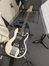 My school lets this sit in a closet 🙁 : r/BassGuitar
