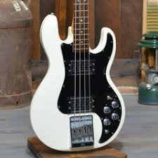 Pre-Owned Peavey T-40 Electric Bass With Case - Banjo ...