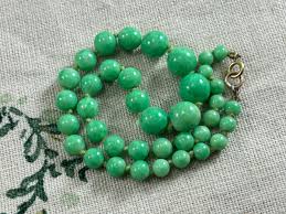 VINTAGE 1930s green PEKING style graduated glass bead necklace | eBay