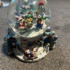 Christmas Snow Globe Musical Waterglobe Revolving Base ...