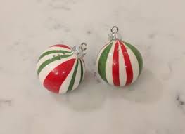 Retro Salt and Pepper Shakers With Stainless Tops | eBay