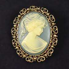 Cream & Blue Lady Cameo Brooch – Cats Like Us