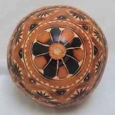 Vintage Detailed Hand Carved Folk Art Gourd 5" Trinket Box ...