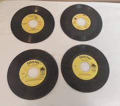 Vtg Lot of 4 Peter Pan Frosty Snowman Santa Coming Town ...