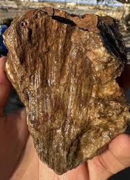 Not sure : r/whatsthisrock