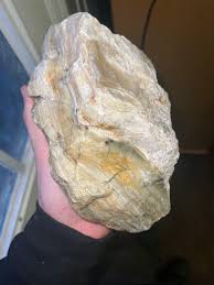 What is this? : r/whatsthisrock