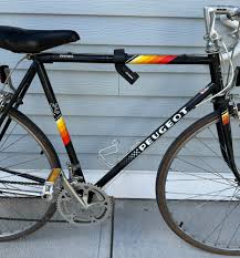 Lot 403 - 1980s Peugeot HLE Iseran 12 Speed 20 Inch Black Road Bike - Made In France - Vintage Bicycle #16408 | Auctionninja.com