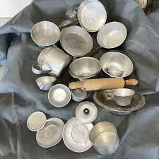 20 Pieces Of vintage tin toy baking/cooking set. antique ...