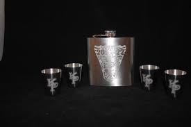 Deluxe wood presentation box flask set custom engraved USMMA USNA USAF – Samstagsandmore