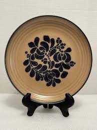 Pfaltzgraff Folk Art Dinner Plate Blue Floral Brown ...