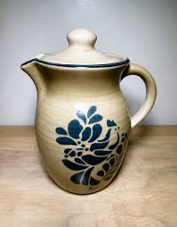 PFALTZGRAFF FOLK ART STONEWARE 64OZ. COFFEE SERVER WITH LID ...