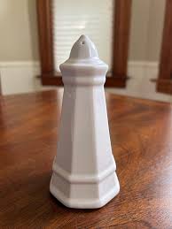 Pfaltzgraff USA WHITE HERITAGE Stoneware Salt and Pepper ...