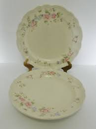 Pfaltzgraff Stoneware Tea Rose Dinner Plates Beige Pink Blue ...