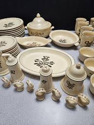 Pfaltzgraff 1976 Village Brown Stoneware - 4 Cups With Saucers - Please READ Description - Etsy