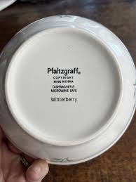 Pfaltzgraff WINTERBERRY FRUIT/BERRY BOWL 5 3/4" x 2" | eBay