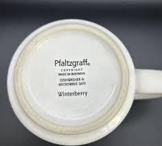 Pfaltzgraff Winterberry Mugs 4" Cups Coffee 12 Ounce Set of ...