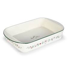 Pfaltzgraff Winterberry 9" x 13" Rectangular Baker