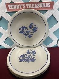 Pfaltzgraff Yorktowne 2 Dinner Plates Older P Castle Mark 10.25" USA | eBay