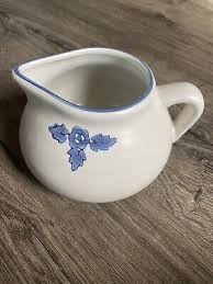 Pfaltzgraff Yorktowne 414Y Creamer Gravy Boat Pitcher Off White Blue Floral VTG | eBay
