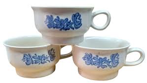 Pfaltzgraff Yorktowne Antique Dinnerware Vintage Servingware Blue Whit – Shop Cool Vintage Decor