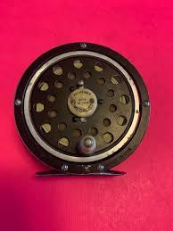 VINTAGE PFLUEGER MEDALIST 1495 1/2 FLY FISHING REEL FOR 7 TO ...