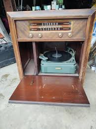 Vintage Floor Model Philco Standard Broadcast Cabinet, Rare ...