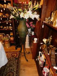 LARGE AMPHORA POTTERY VASE TEARDROP SHAPE IN ORNATE CAST IRON STAND 40" HIGH | eBay UK