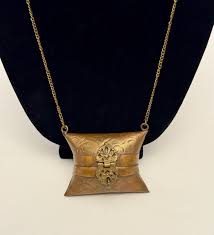 Vintage 1930's Brass & Copper Velvet Lined Pillow Purse on Chain (49 Grams)c-2). - Etsy